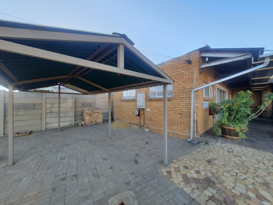 Commercial Property for Sale in Vaalpark Free State